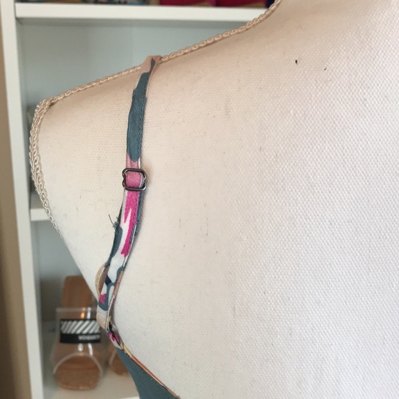 Roxy printed cutout romper size xs - Picture 5 of 8